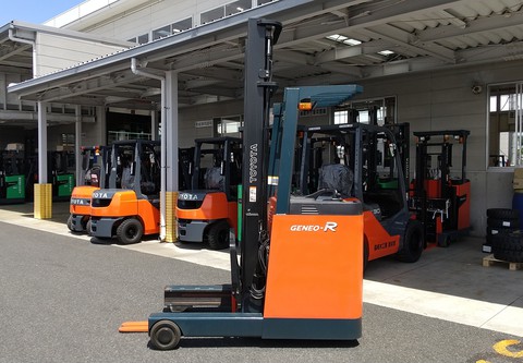 トヨタL&F栃木 中古車フォークリフト販売:トヨタ バッテリー車 7FBR18