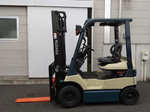 トヨタL&F栃木 中古車フォークリフト販売:トヨタ 7FB15