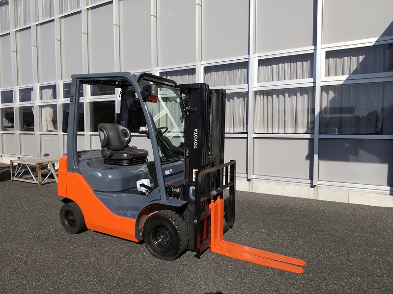 8fgl18 エンジン E 236 中古車フォークリフト販売 トヨタl F栃木株式会社