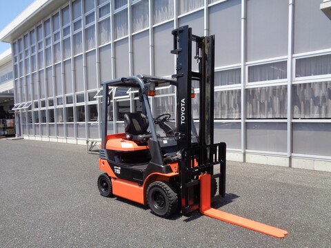トヨタL＆F栃木 中古車フォークリフト販売：トヨタ 8FB15