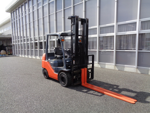 トヨタL＆F栃木 中古車フォークリフト販売：トヨタ 02-8FGK30
